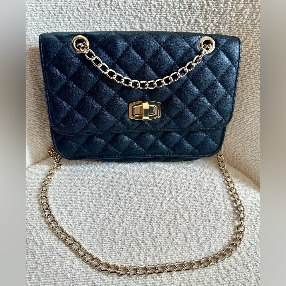 Black Leather Quilted Shoulder Bag w/Gold Hardware